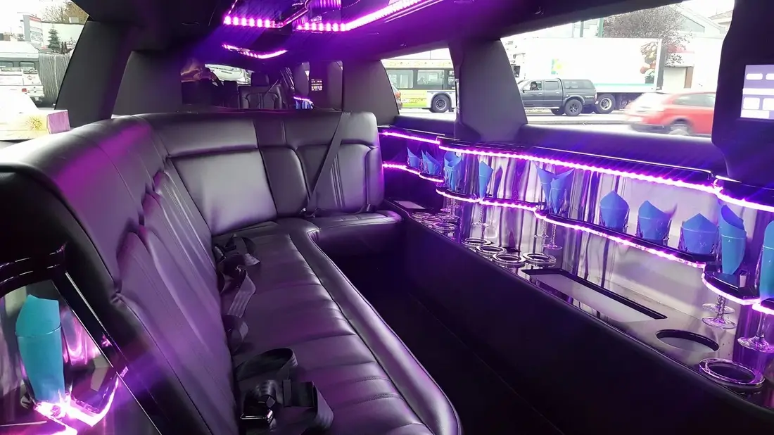 Graduation Luxury Limo Service In Calgary